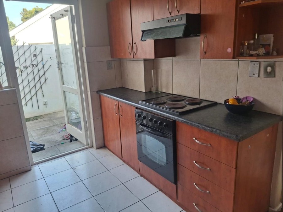 2 Bedroom Property for Sale in Woodbridge Island Western Cape